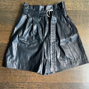 NWT woman’s shorts